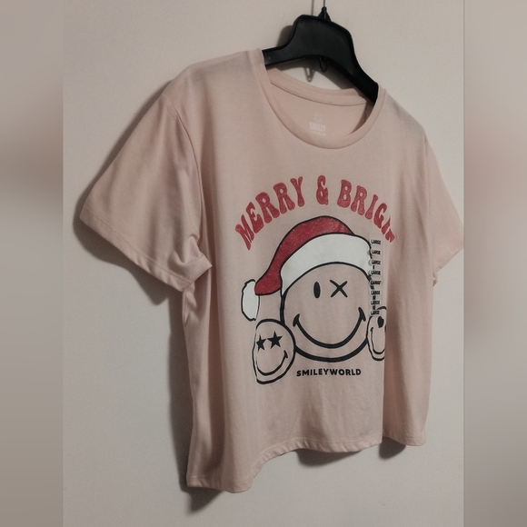 [5 x $20] New Smiley Christmas Cropped Top / Size L - Picture 2 of 7